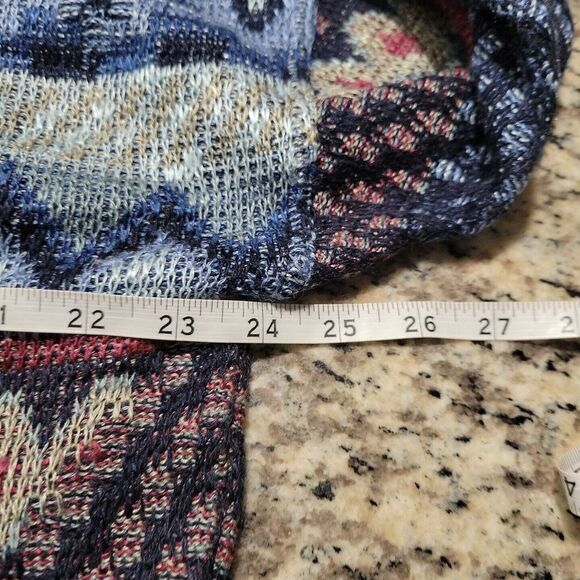 Bogner Vneck Blue Pattern Sweater size 44 - Picture 6 of 7